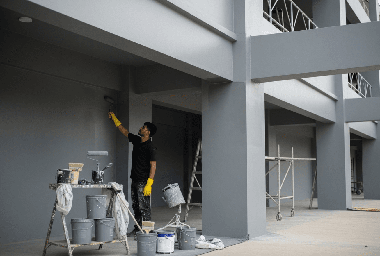 Gray structure Paint per square meter